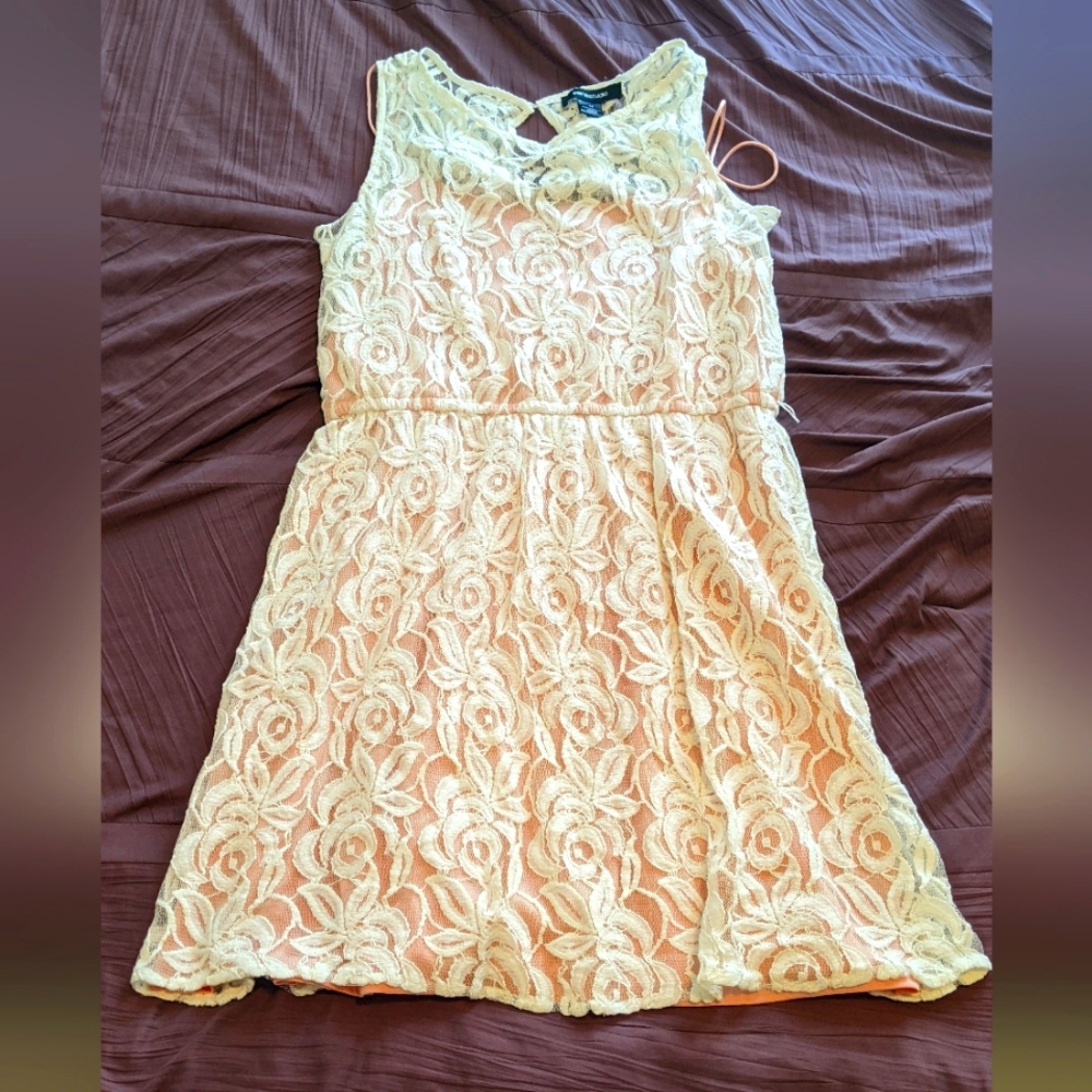 Women's White Flower Dress Sienastudio